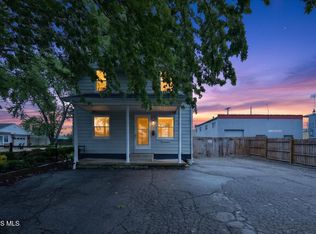 1637 Holloway Rd, Holland, OH 43528