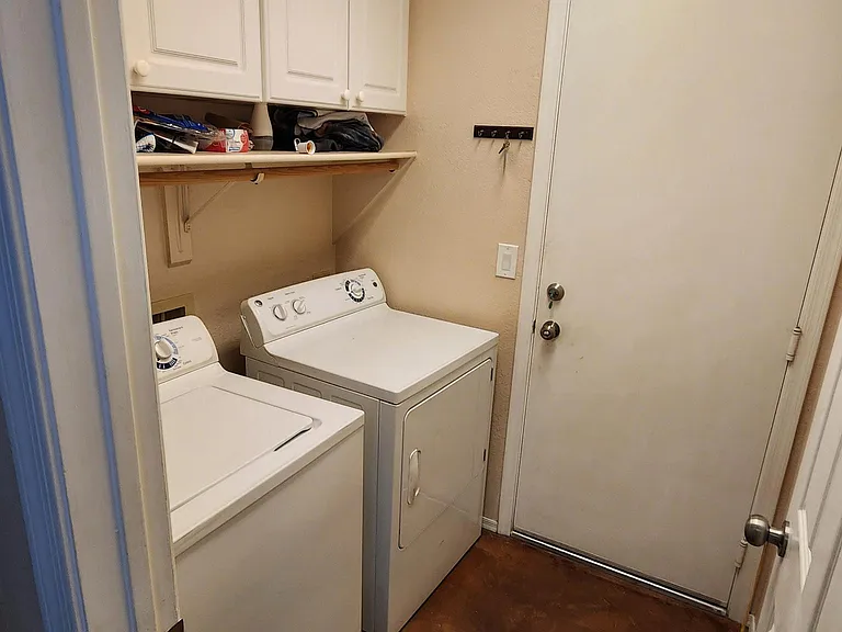 14818 S 44th Pl #2 — Photo 5