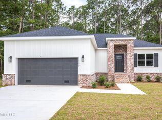 1309 Main St, Ocean Springs, MS 39564