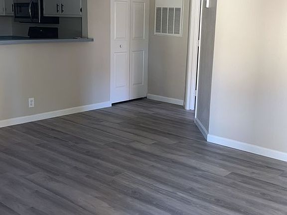 3rd image of 1111 Warbonnet Way Unit 243