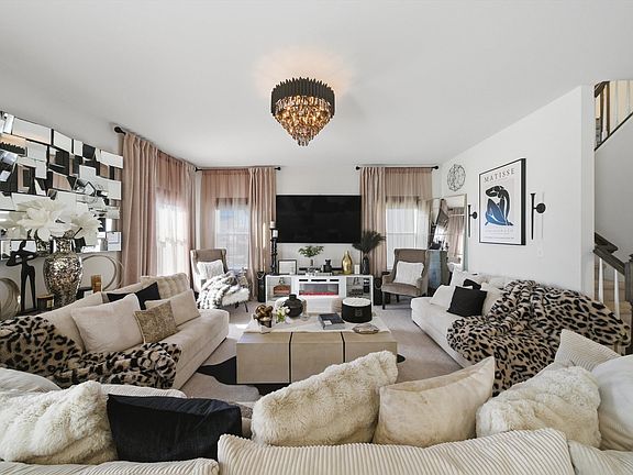 4th image of 2626 Cielo Ct