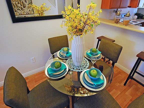 3rd image of 2736 Norita Ct #13