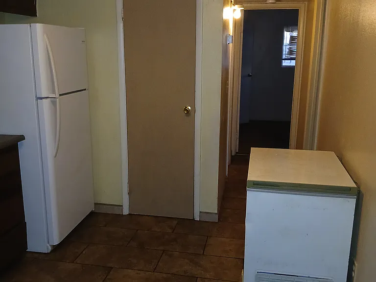 3515 E Thomas Ave #3 — Photo 9