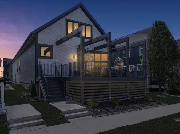 23513 E 11th St S, Independence, MO 64056