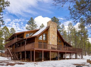 561 Rim Dr, Pinedale, AZ 85934