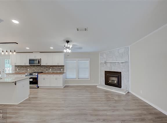 5th image of 6715 Jennifer Ln