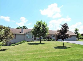 7365 Meadowridge Dr, Pickett, WI 54964