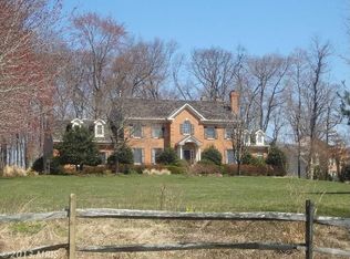 8521 Churchill Downs Rd, Gaithersburg, MD 20882