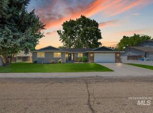 91 S Skye Dr, Nampa, ID 83651