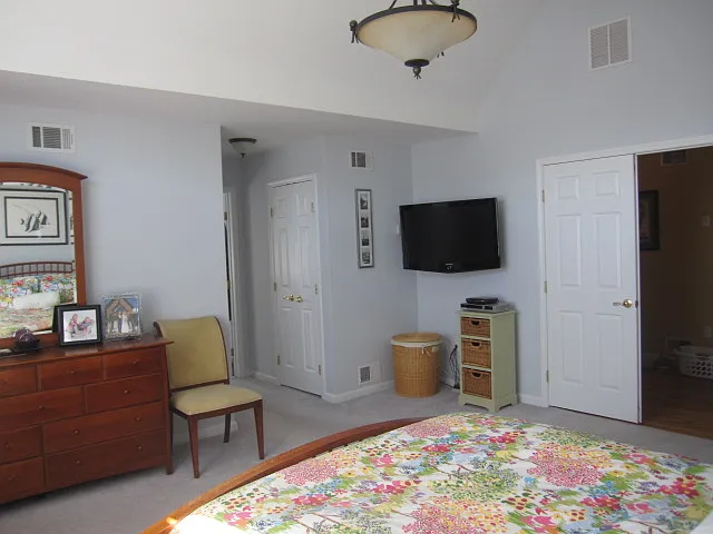 40 Corbin Hill Rd — Photo 8