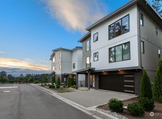 12110 NE 109th Way, Kirkland, WA