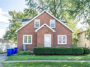 47 Summit Ave, West Seneca, NY 14224
