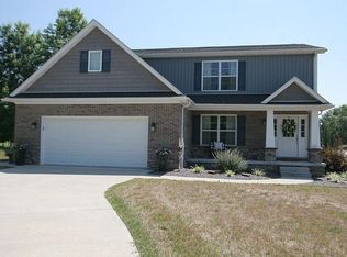 392 Meridian Rd, Jasper, IN 47546