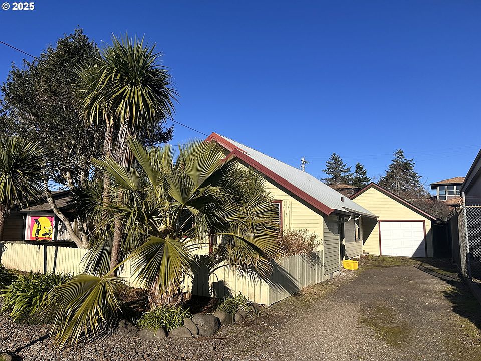 1335 7th St, Florence, OR 97439 | Zillow