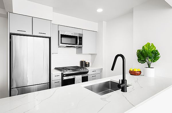 1st image of 1101 President St APT 324