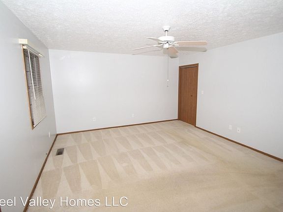 4th image of 1705 Westhampton Dr