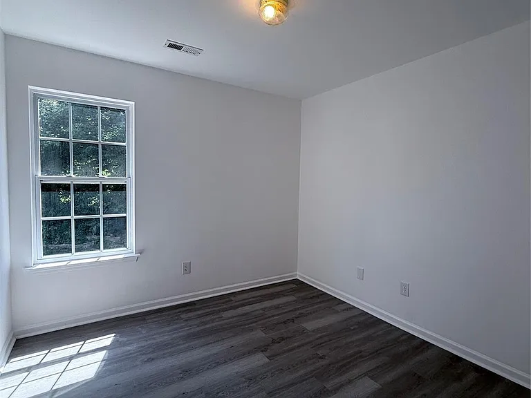 4615 Willard St — Photo 13