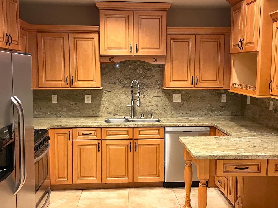 1st image of 18245 Burbank Blvd #111