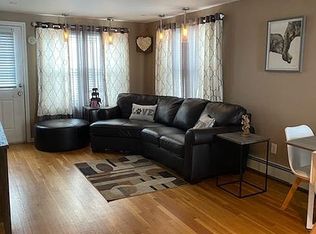 133 Pleasant St APT 2, North Andover, MA 01845