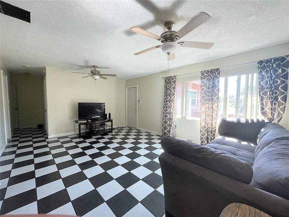 2nd image of 70131 Willowwood St