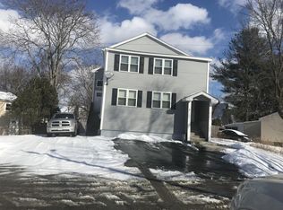 8 Ashley St, Worcester, MA 01604