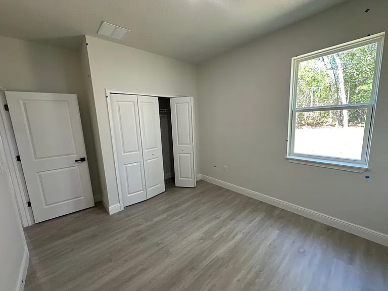 1557 W Elder Ln — Photo 23