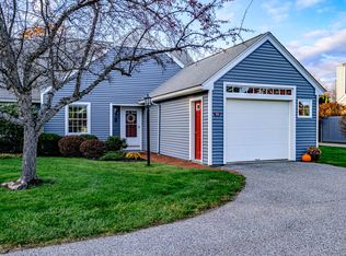 11 Linden Ct #11, Cumberland Center, ME 04021