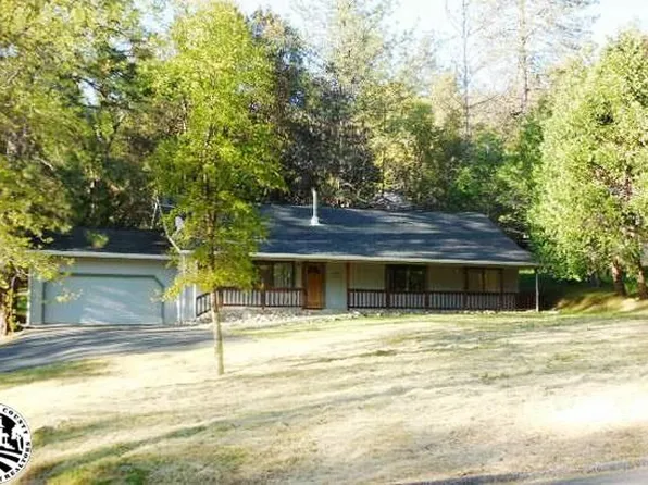 13121 Mohrmann St, Groveland, CA 95321