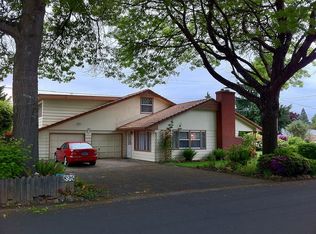 895 Nantucket Ave, Eugene, OR 97404