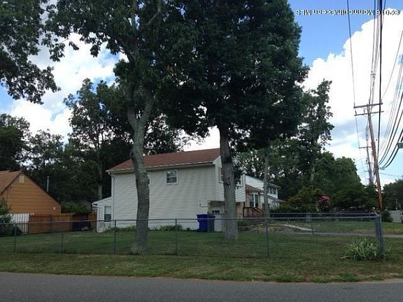 3rd image of 44 Gem Ave