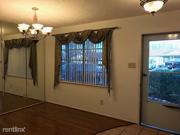 4th image of 510 Twilight Dr