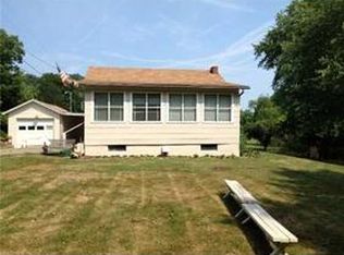 225 Hodges Rd, Hurricane, WV 25526