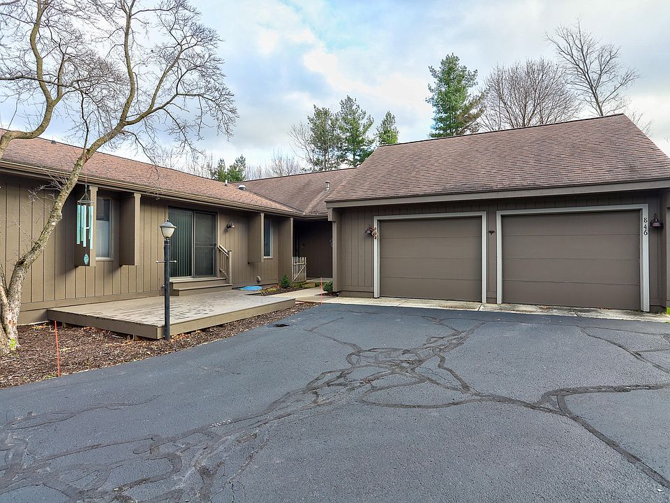 1st image of 846 Brook Village Dr #65