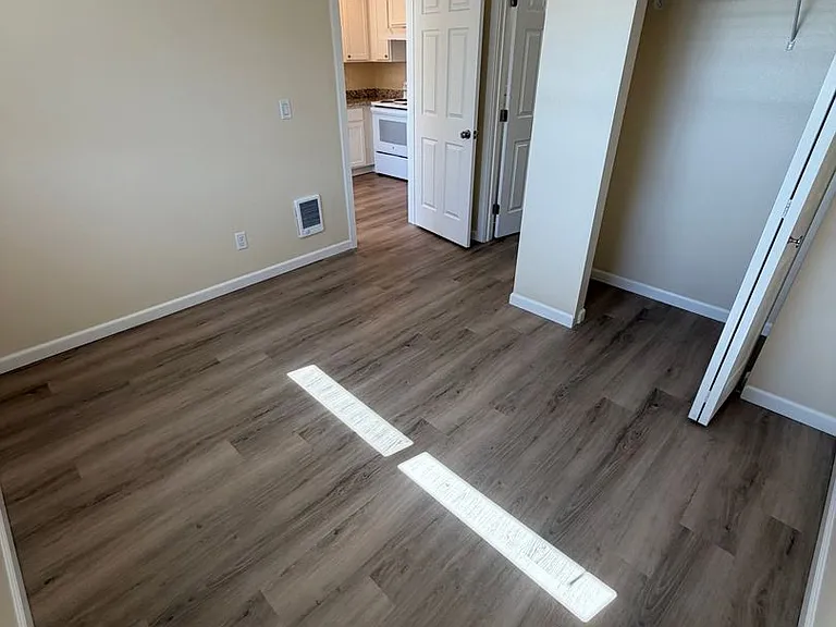 2215 Elm St SW — Photo 45
