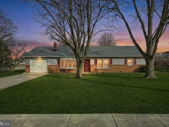 326 Park Heights Blvd, Hanover, PA 17331