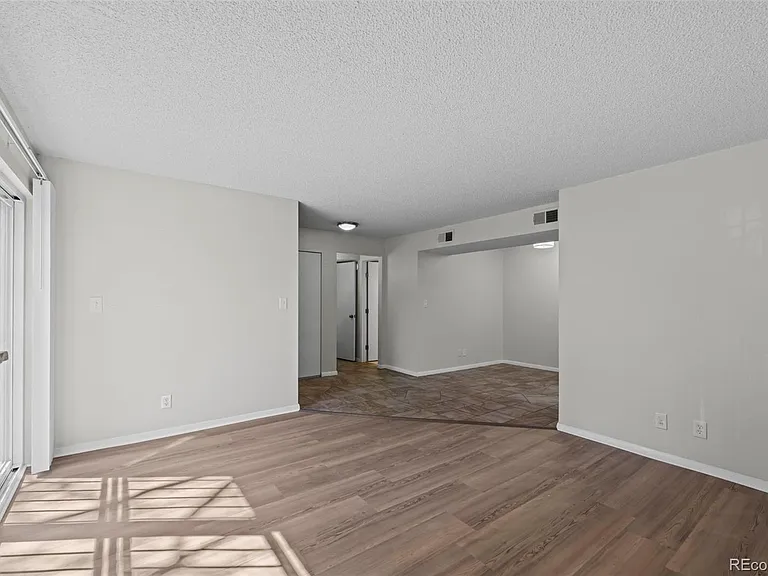 5300 Cherry Creek Dr S #326 — Photo 8