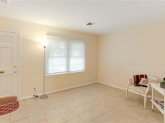 5th image of 8126 Provincetown Dr