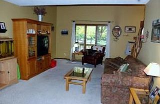 5th image of 647 Gerry St