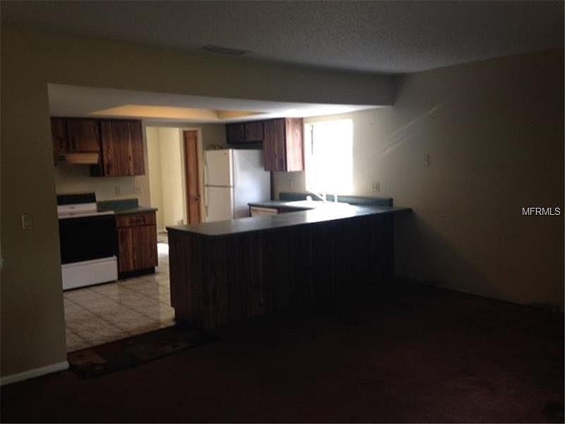 2nd image of 3905 Briarlake Dr
