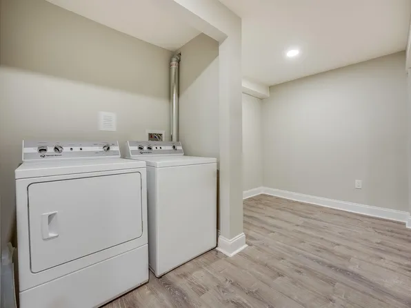 172 Mallory Avenue image 12 of 38