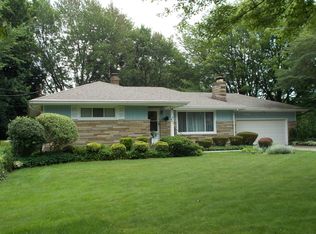 891 Ford Rd, Highland Heights, OH 44143