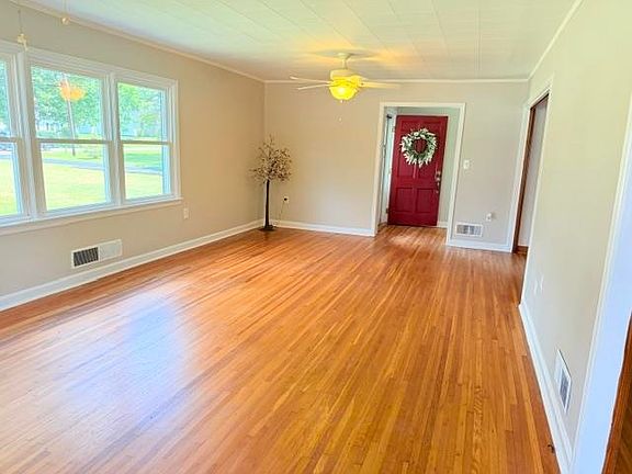 5th image of 433 Morgantown Rd