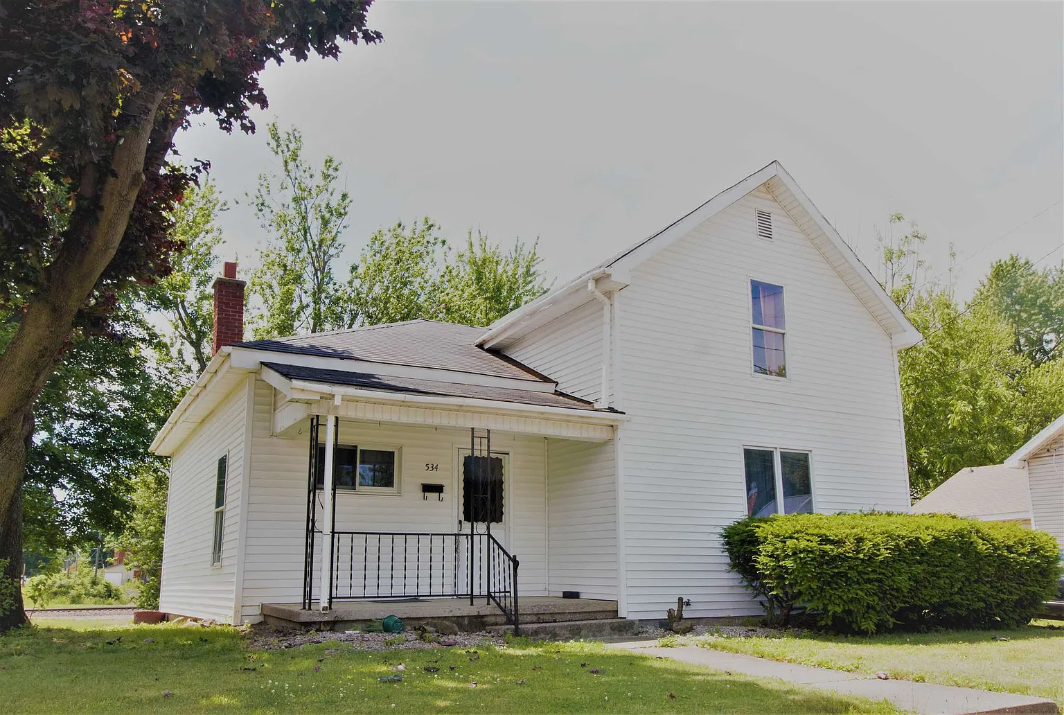 534 Dowling St photo 1