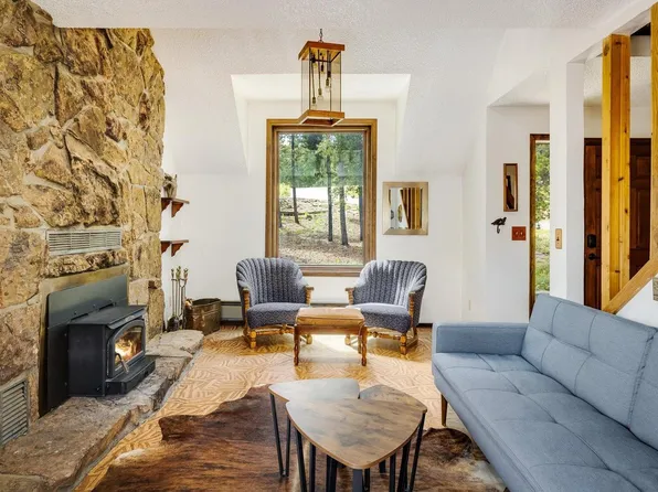 10212 Dowdle Dr, Golden, CO 80403