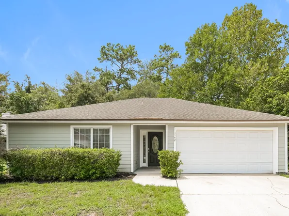 1142 Windy Willows Dr, Jacksonville, FL 32225