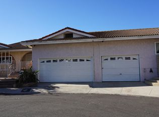 10040 Benares Pl, Sun Valley, CA 91352