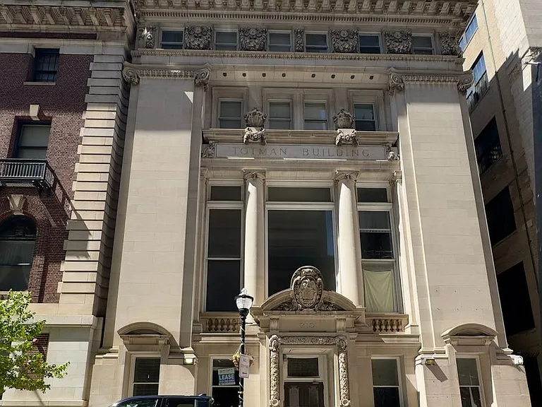 Apartment Units with In-Unit Laundry in Downtown Baltimore, MD! — Photo 22