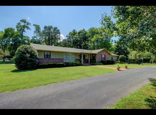 486 Cambridge Rd, Clarksville, TN 37043