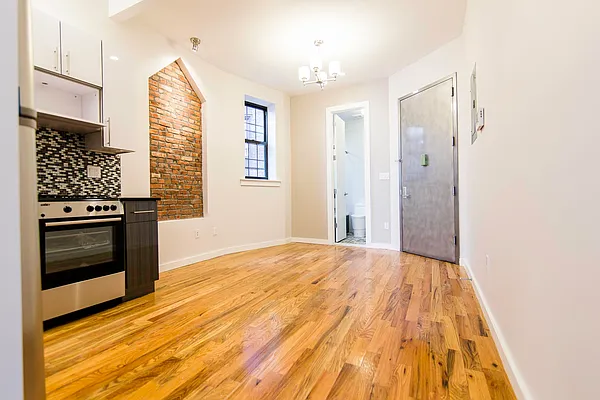 Rented by Nooklyn NYC LLC | media 63