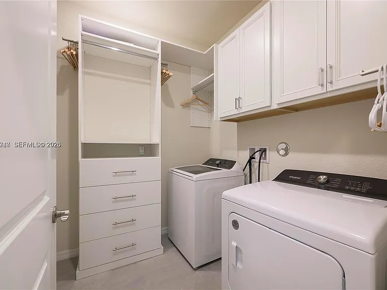 12300 SW Myrtle Oak Dr — Photo 25